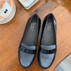 Franco Sarto Women's Elegant Black and Gray Flats